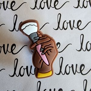 ♠️10/$10♠️ Makeup Brush with Hand Crocs Charm